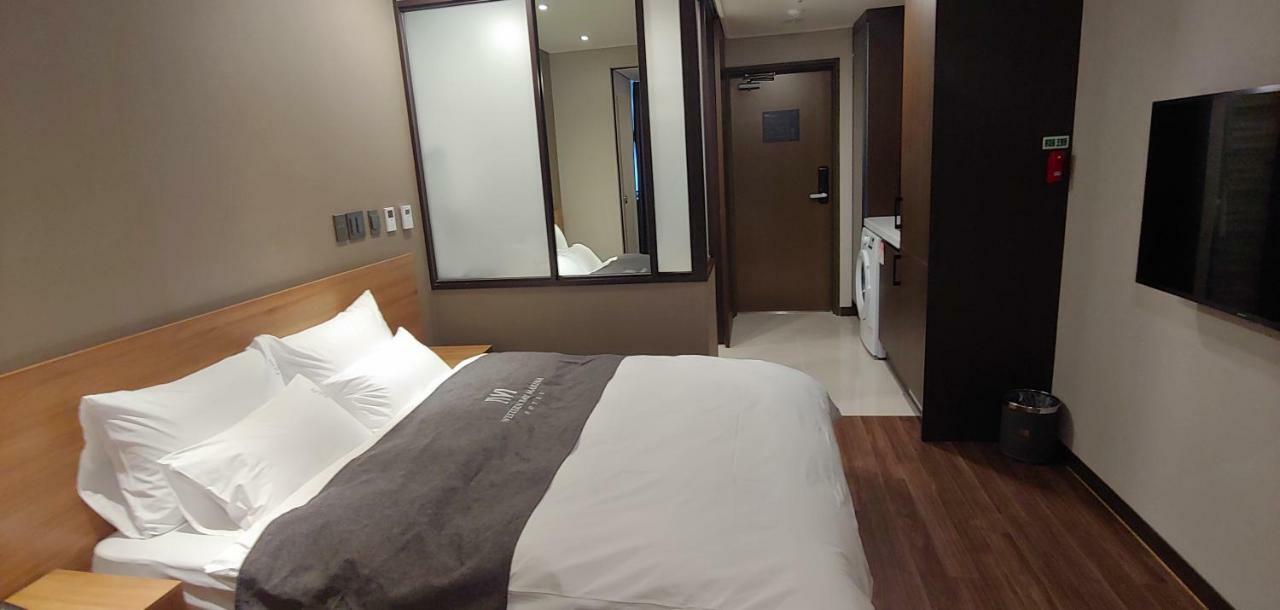 Western Bay Marina Hotel Pyeongtaek Buitenkant foto