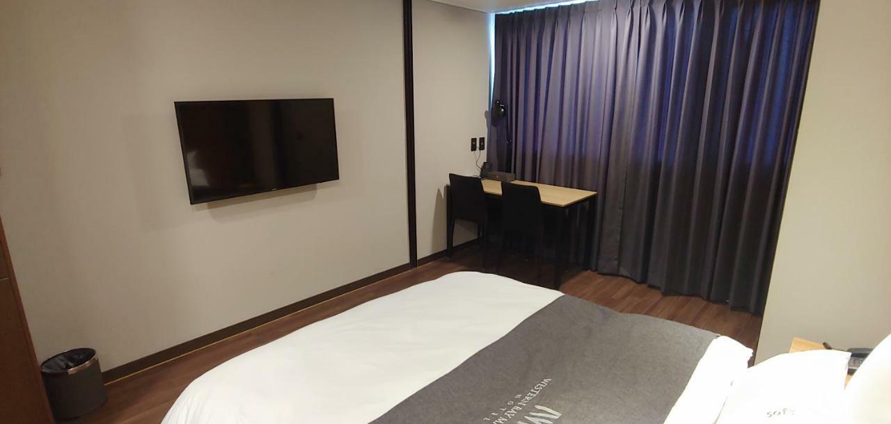 Western Bay Marina Hotel Pyeongtaek Buitenkant foto