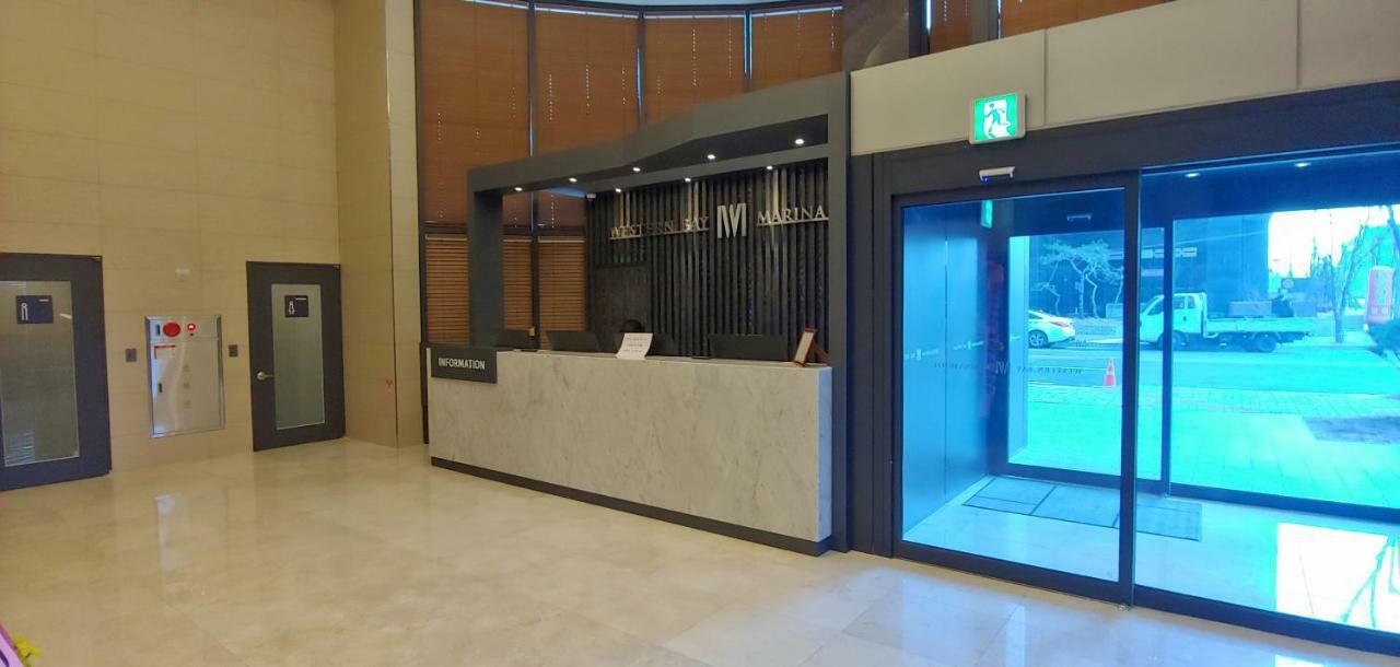 Western Bay Marina Hotel Pyeongtaek Buitenkant foto