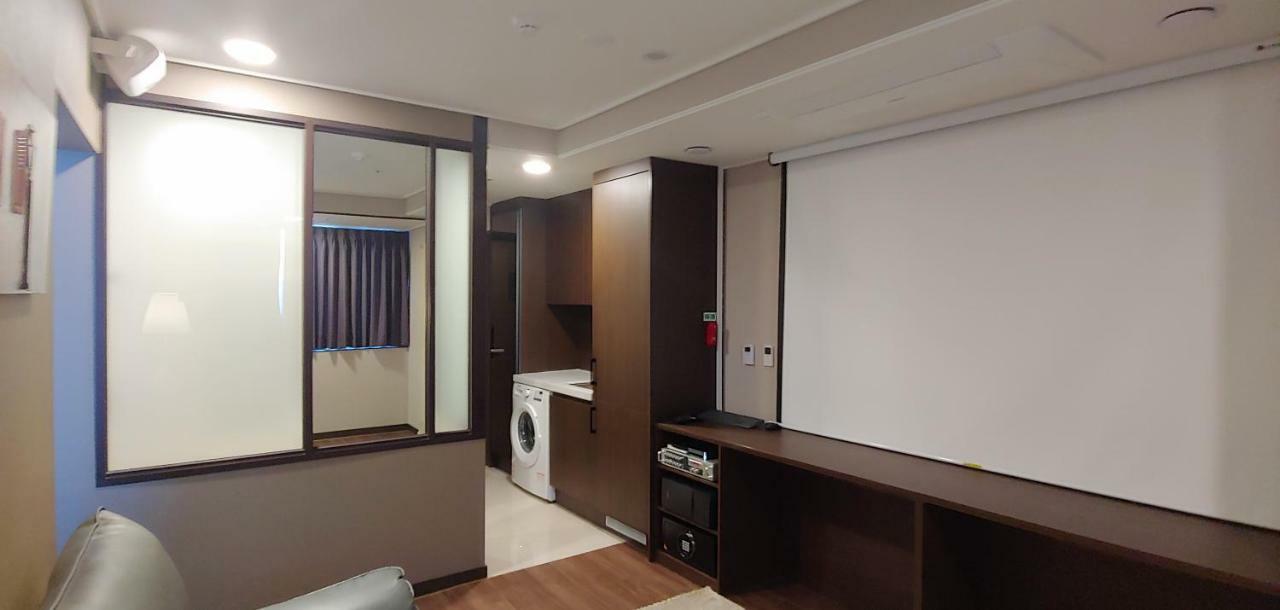 Western Bay Marina Hotel Pyeongtaek Buitenkant foto