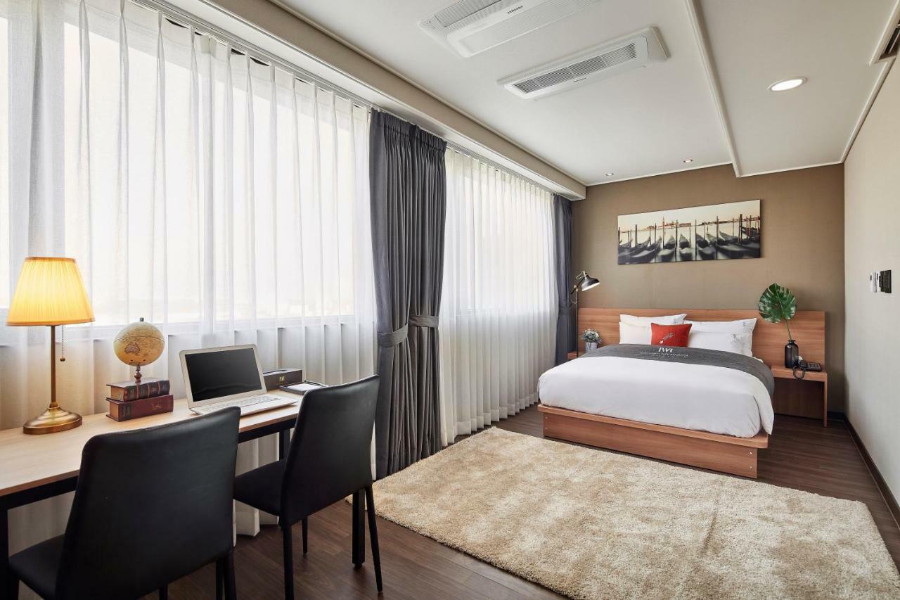 Western Bay Marina Hotel Pyeongtaek Buitenkant foto