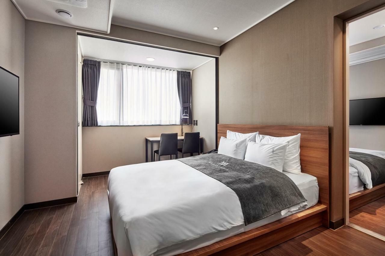 Western Bay Marina Hotel Pyeongtaek Buitenkant foto